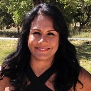 Meet your Posher, Lorena